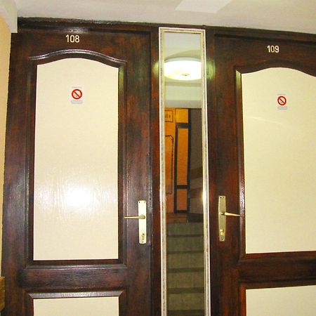 Amfora Rooms Caribrod Dimitrovgrad Extérieur photo