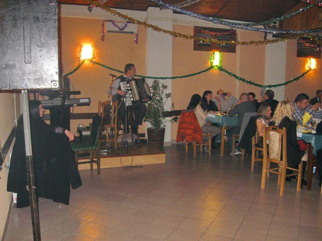 Amfora Rooms Caribrod Dimitrovgrad Extérieur photo